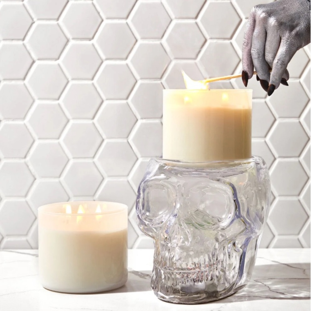 Bath and Body Works Light Up Skull Glass Candle Holder